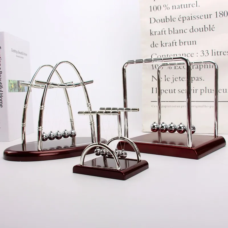 ニュートンクレードルバランススチールボール永久運動衝突ボール - Newton Cradle Large のレビューと価格